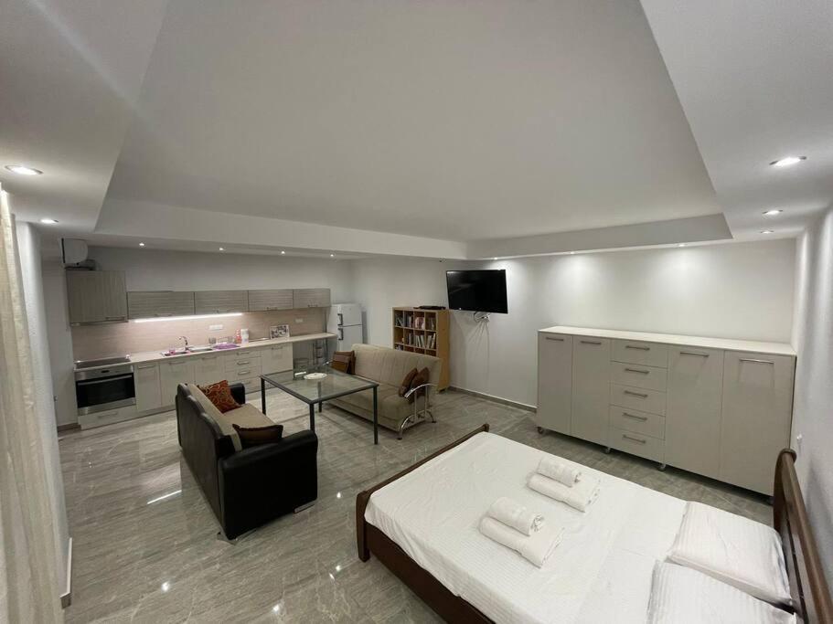 Emilyapartments 1 Chrysoupolis Экстерьер фото